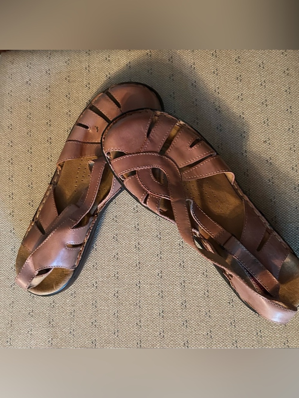 Clark’s Tan Leather Sandals Size 8M